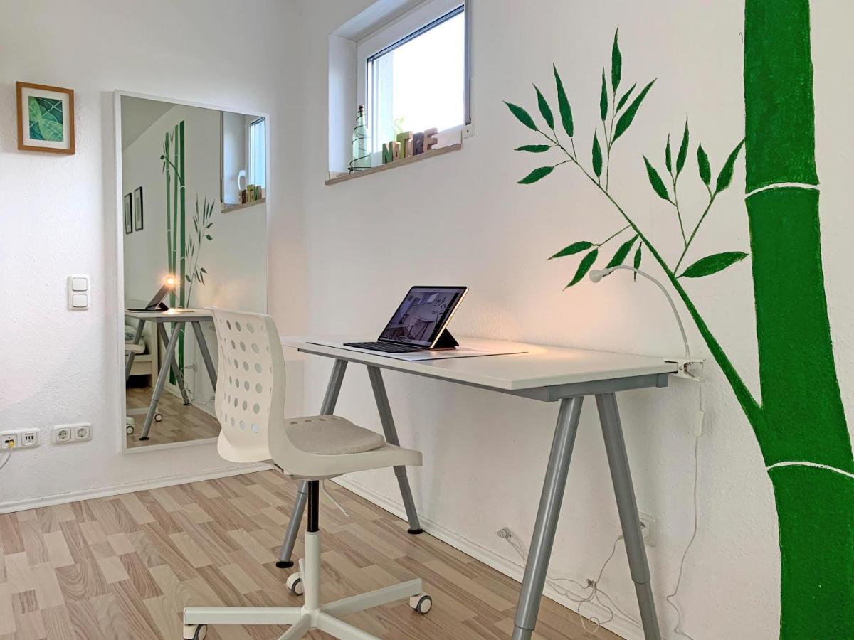 Ferienwohnung Zimmergruen Am Nordpark Мьонхенгладбах Екстериор снимка