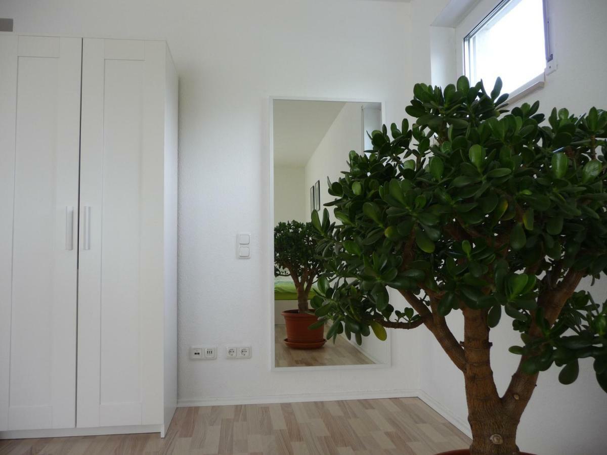 Ferienwohnung Zimmergruen Am Nordpark Мьонхенгладбах Екстериор снимка